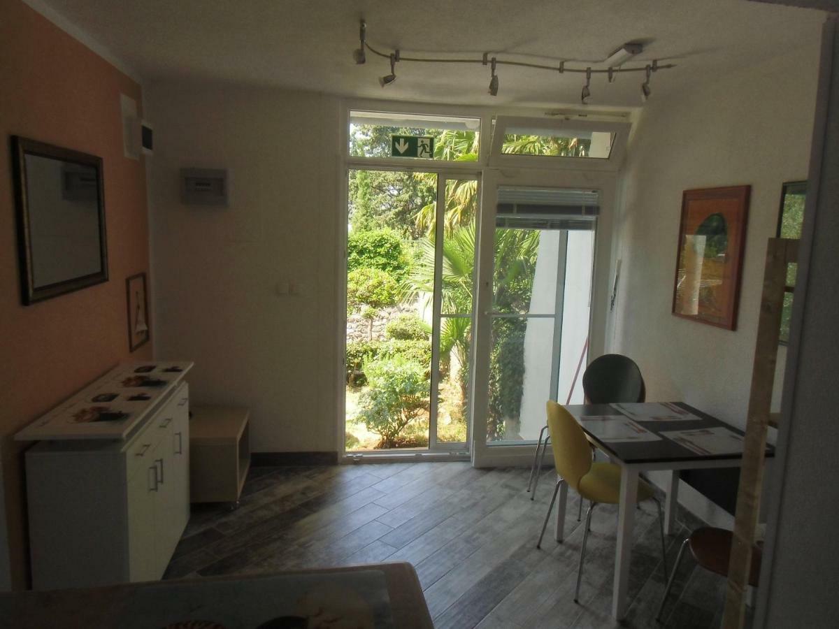 Apartment Kolman Cres Extérieur photo